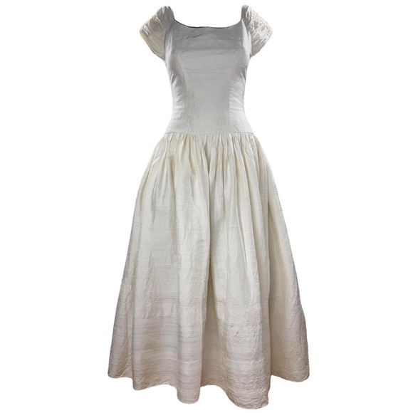 VTG CHRISTIAN DIOR Silk Wedding Dress W/ Gathered Sleeves + Button Back 26”W - Picture 4 of 11